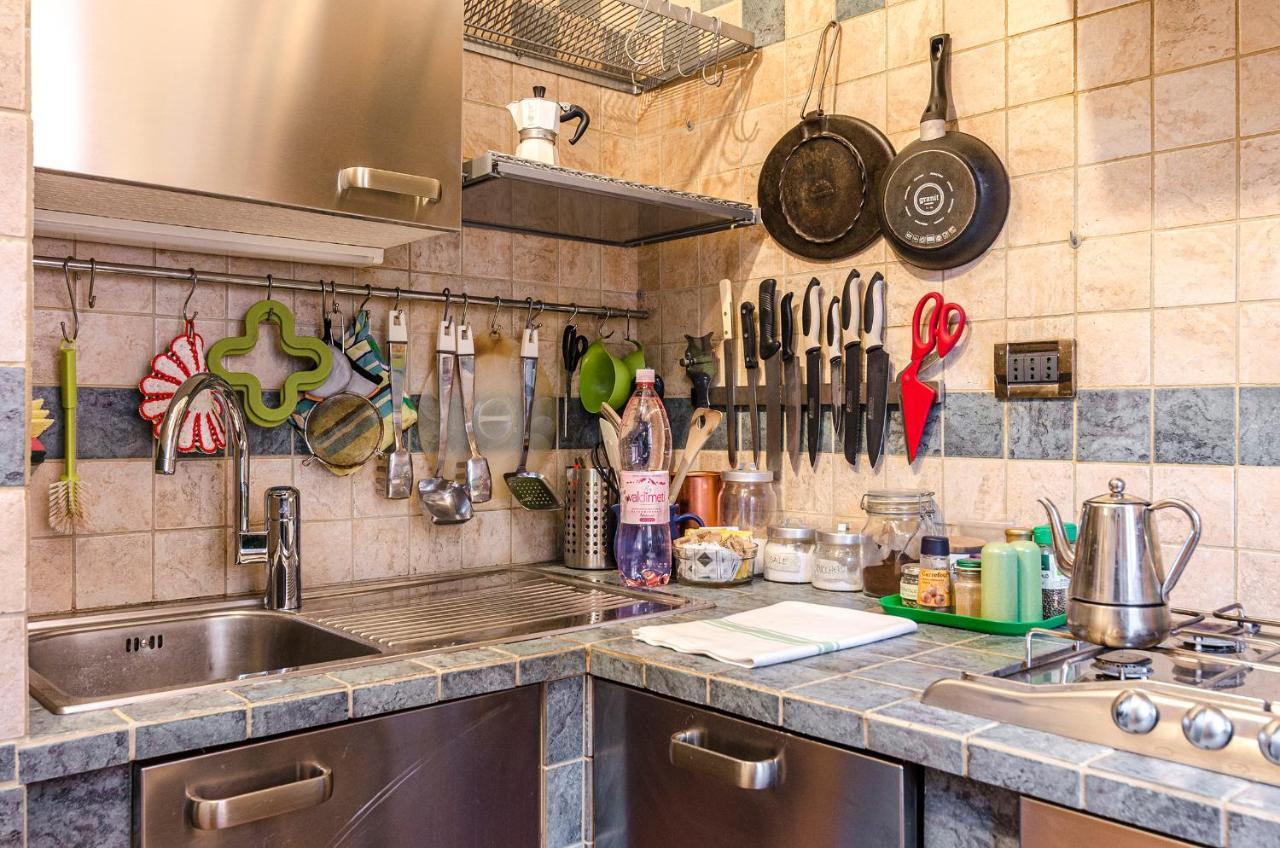 Casa Rialto, In Centro Storico Apartment Болоня Екстериор снимка