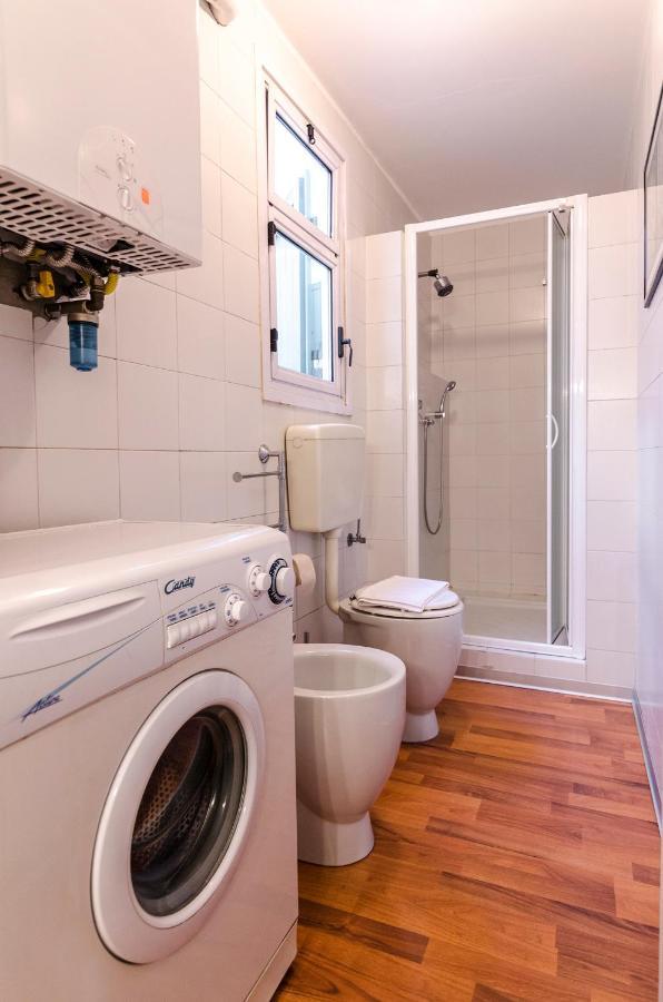 Casa Rialto, In Centro Storico Apartment Болоня Екстериор снимка